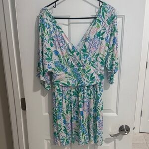 Like new Lilly Pulitzer Floral V-Neck romper